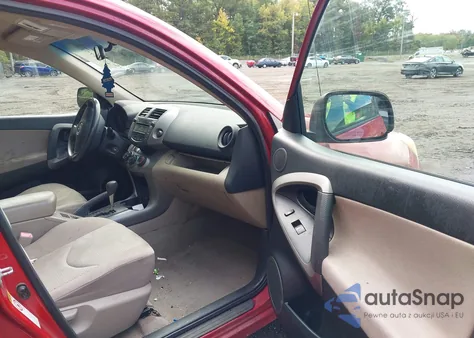 2006 Toyota Rav4 z USA, uszkodzony, nr VIN JTMBD33VX65041608